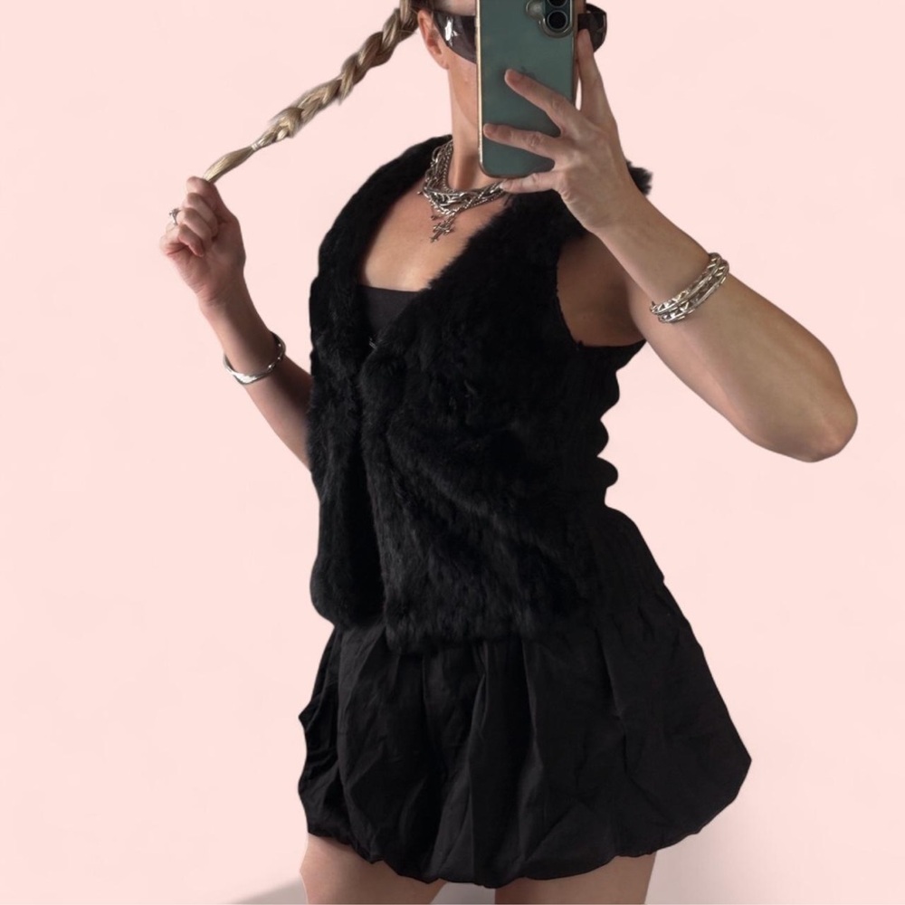 Valleygirl Elegant Black Fur Vest